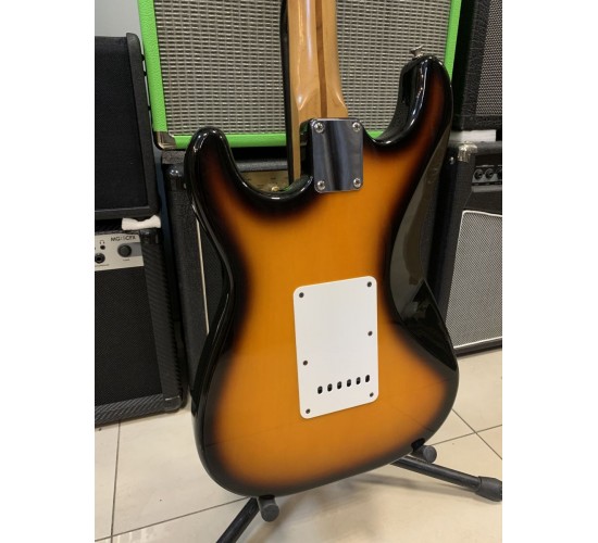 Fender Stratocaster Tex-Mex SSS электрогитара, цвет sunburst, Мексика 1996 USED