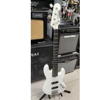 Fender Squier Deluxe V Active Jazz Bass бас-гитара, цвет белый USED