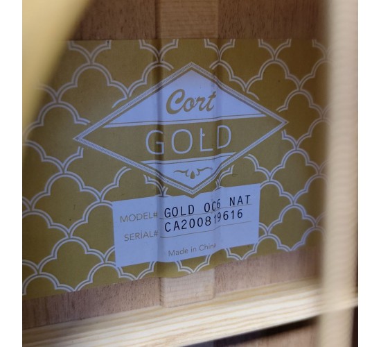 Cort Gold OC6 NAT электроакустическая гитара, с чехлом, цвет натуральный, УЦЕНКА