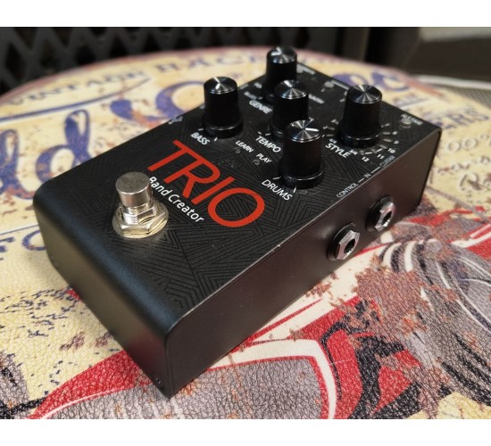 Digitech Trio Band Creator гитарная педаль, автоаккомпаниатор USED