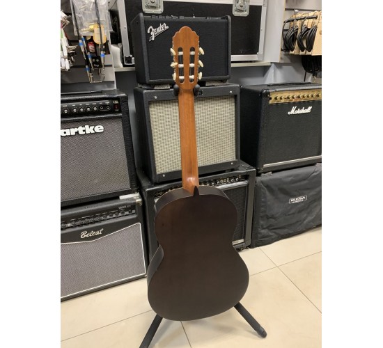 Alhambra TAPA MACIZA Guitarra Espana классическая гитара, Испания USED