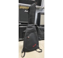 Fender Gig Bag FE610 чехол для электрогитары, подкладка 10 мм USED