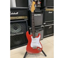 Fender Stratocaster ST-62 US электрогитара, цвет красный Torino Red, Япония 1999-2002 USED