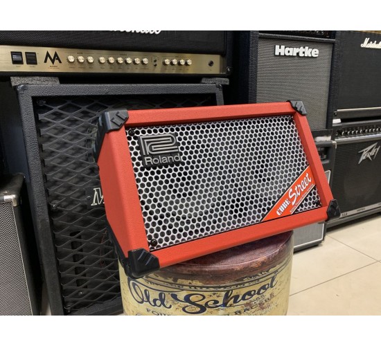 Roland Cube Street RD гитарный комбо USED