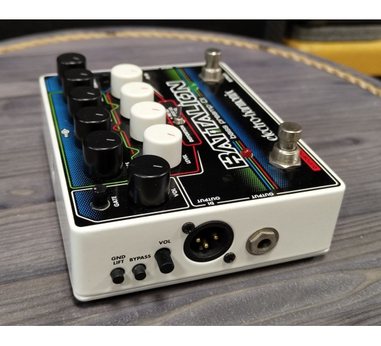 Electro-Harmonix Battalion bass preamp + DI басовая педаль - преамп USED