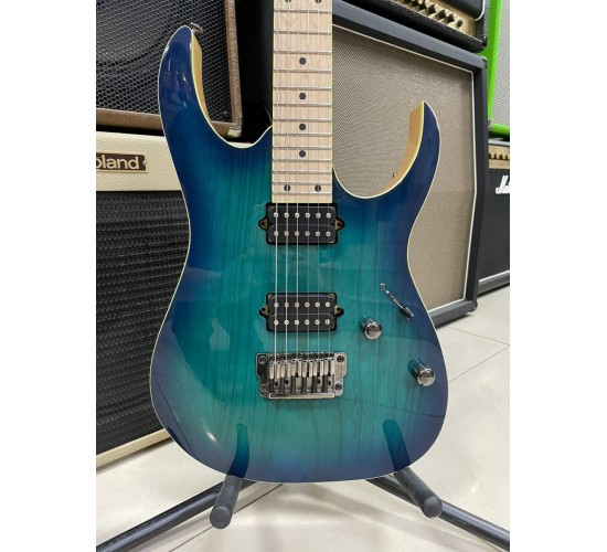 Ibanez RG652AHMFX-NGB Prestige электрогитара, цвет сине-зеленый бёрст, жесткий кейс USED