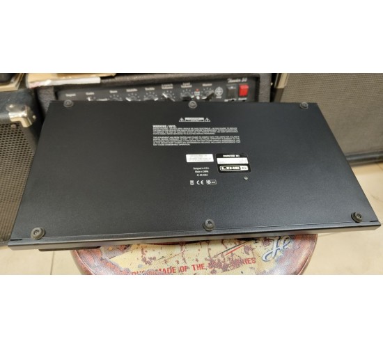 Line 6 Amplifi FX100 гитарный процессор USED
