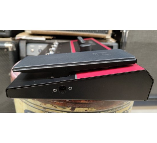 Line 6 Amplifi FX100 гитарный процессор USED