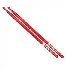 Vic Firth N5BRNOVA барабанныепалочки красные сдеревяннымнаконечником, материал орех
