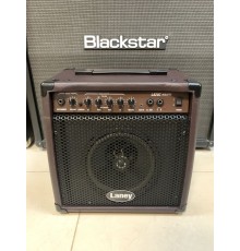 Laney LA20C комбоусилитель для акустических инструментов 1 канал, 20 Вт, 8" Custom Сelestion
