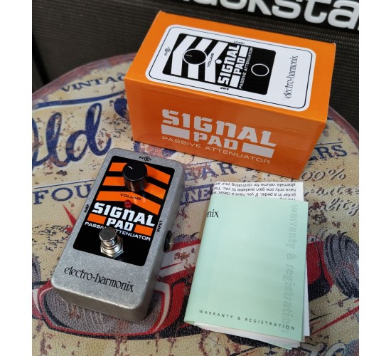 Electro-Harmonix Nano Signal Pad гитарная педаль Passive Attenuator, выставочный образец