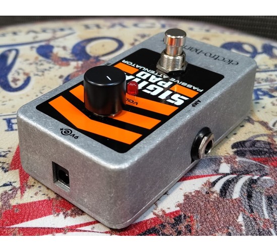 Electro-Harmonix Nano Signal Pad гитарная педаль Passive Attenuator, выставочный образец