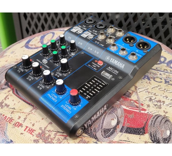 Yamaha MG06 микшерный пульт USED
