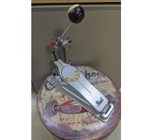 Pearl P-930 педаль для бас-барабана с цепным приводом USED