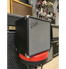 Fender RUMBLE 25 комбоусилитель басовый 110 V USED