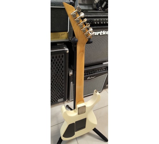 Grover Jackson HH FU.IG-37 Dinky электрогитара, цвет белый кремовый USED