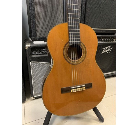 Yamaha C-250 классическая гитара, Япония USED