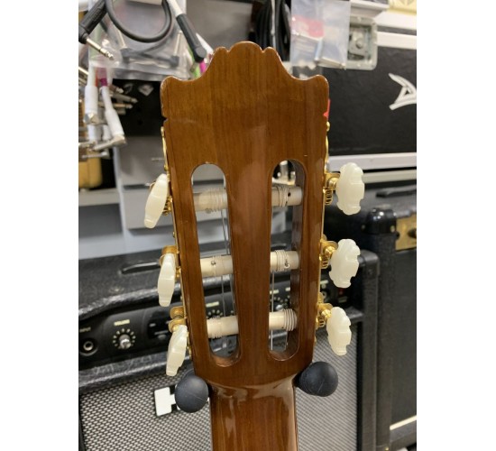 Yamaha C-250 классическая гитара, Япония USED