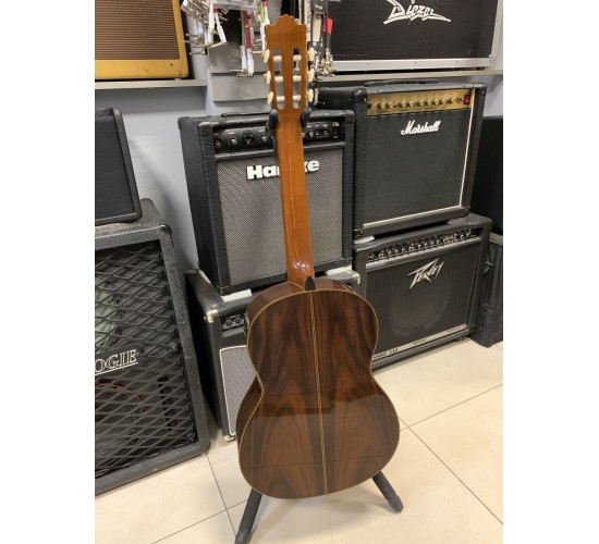 Yamaha C-250 классическая гитара, Япония USED