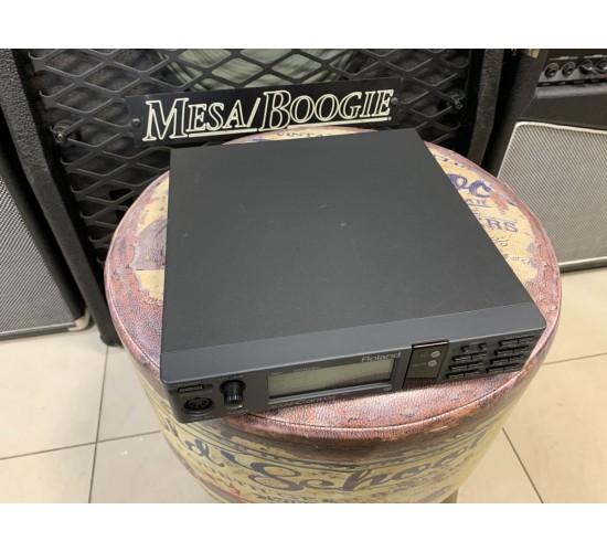 Roland SC-55 звуковой MIDI модуль USED